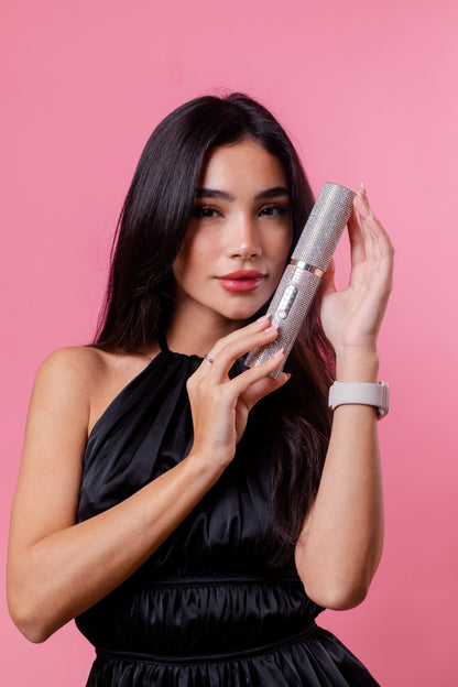 The Luz Wireless Hair Straightener