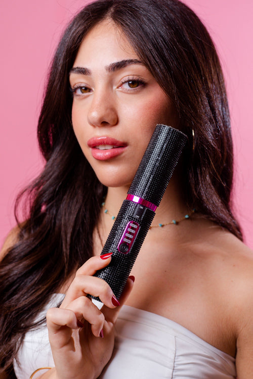 The Luz Wireless Hair Straightener